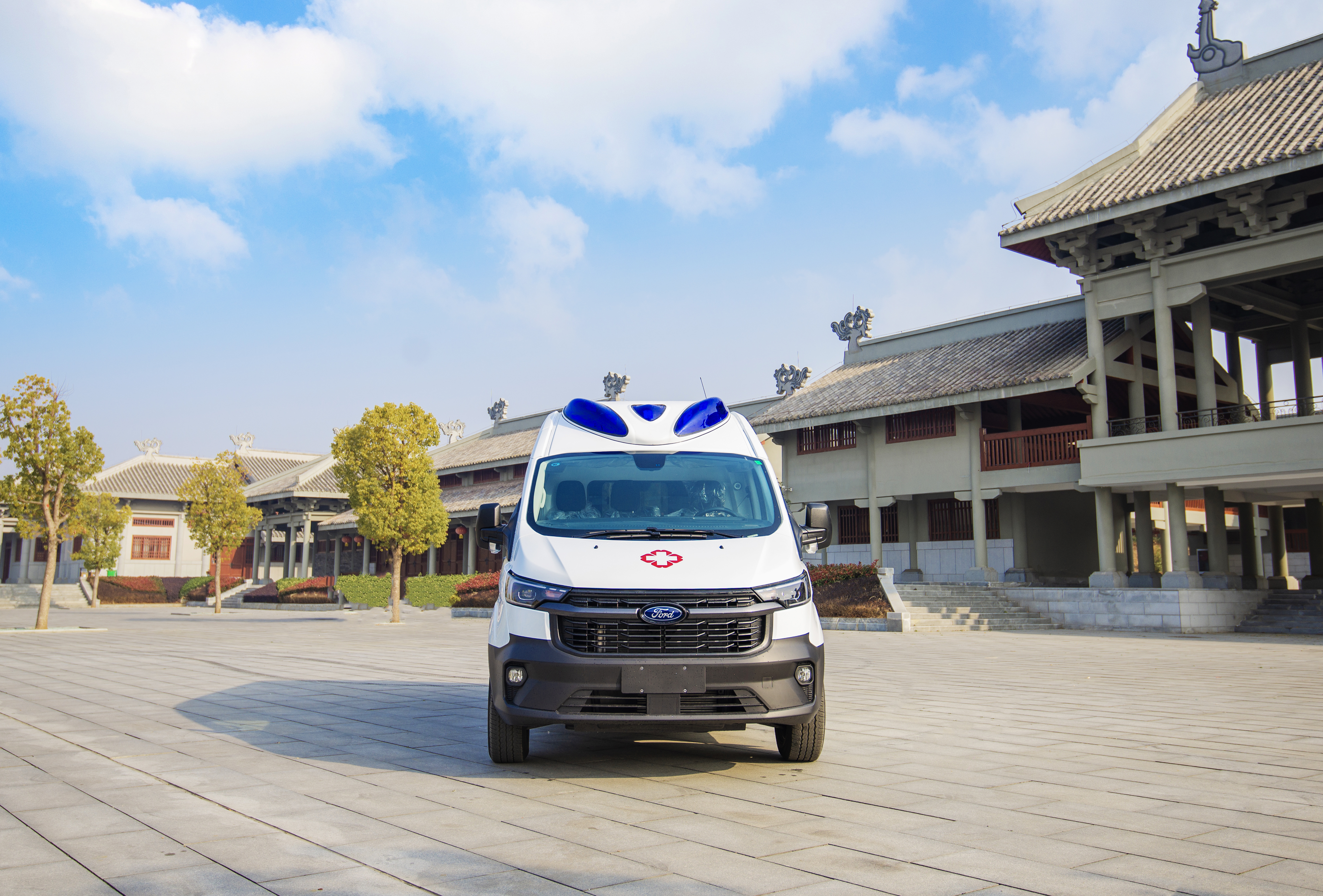福特全順國六B救護車-遙遙領先的救護車廠家